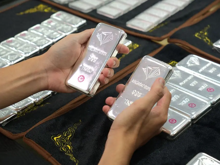 Cập nhật Giá bạc hôm nay 24/10